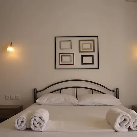 2 Bedroom Equipped Manos Apartment Sarti
