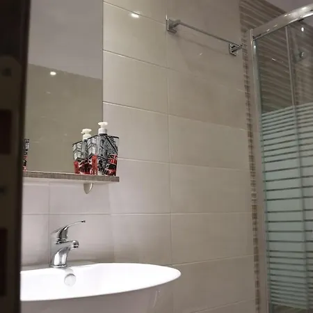 Apartment 2 Bedroom Equipped Manos Sarti