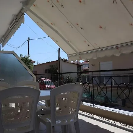 2 Bedroom Equipped Manos *