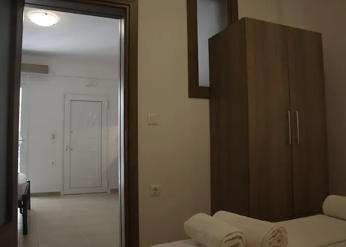 2 Bedroom Equipped Manos *