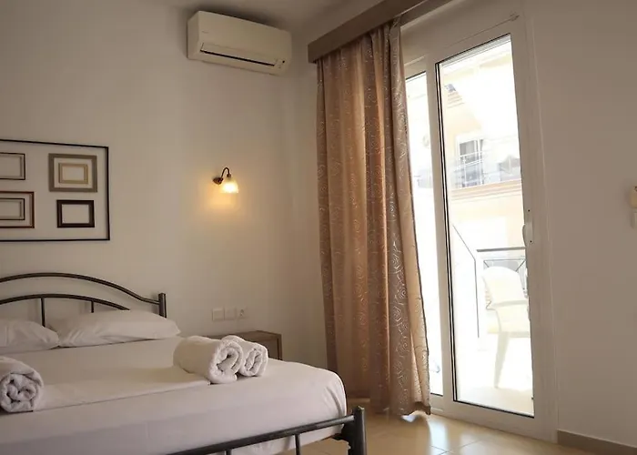 2 Bedroom Equipped Manos